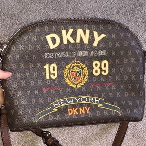 DKNY HAND BAG